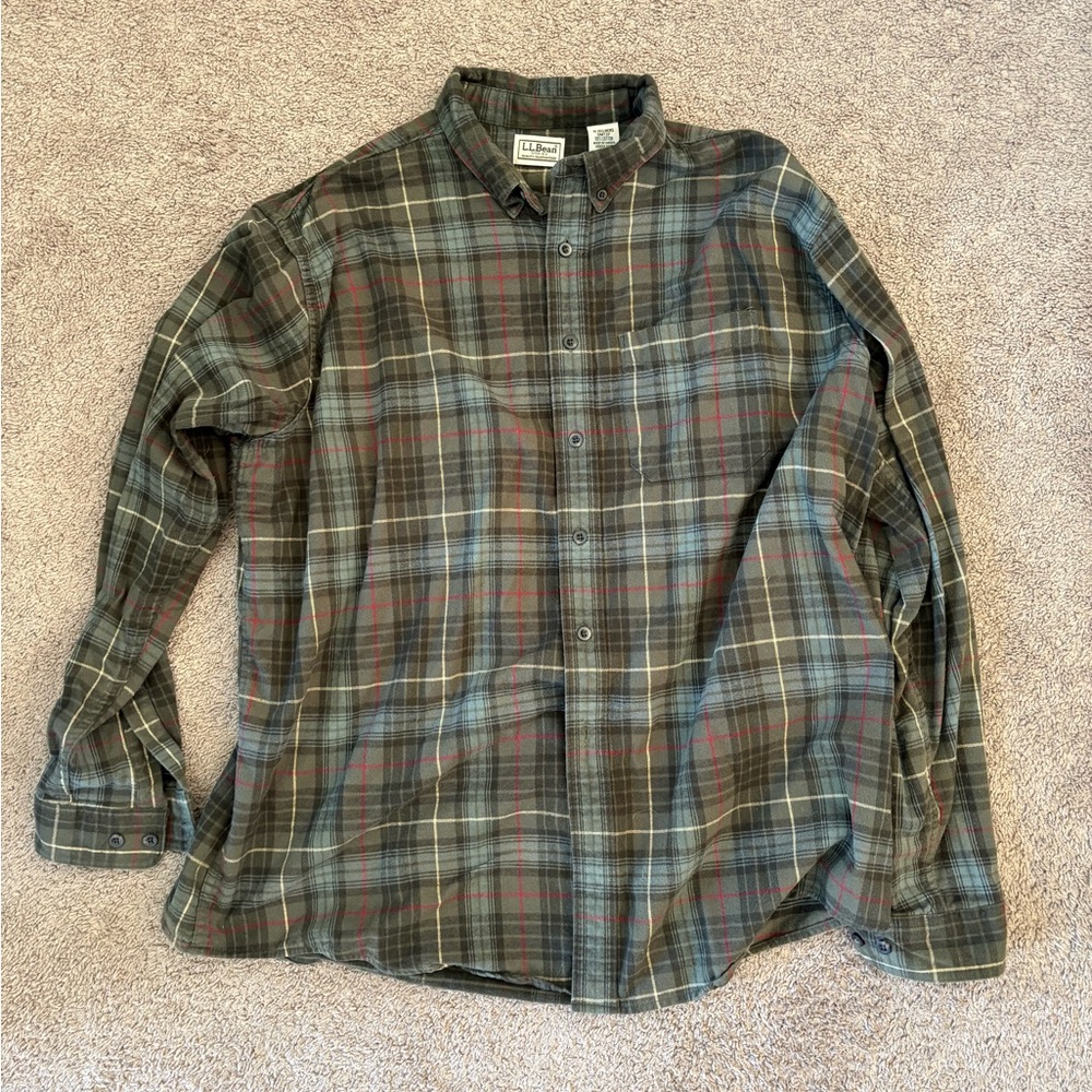L.L. Bean Men's Green and Red Plaid Shirt